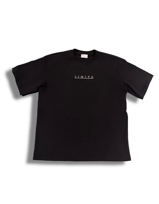 Oversized LIMITS. Collection T-shirt